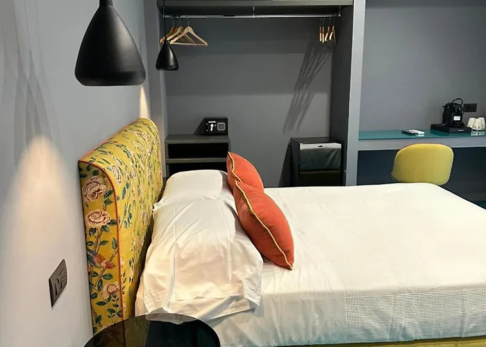 Deluxe Guest house